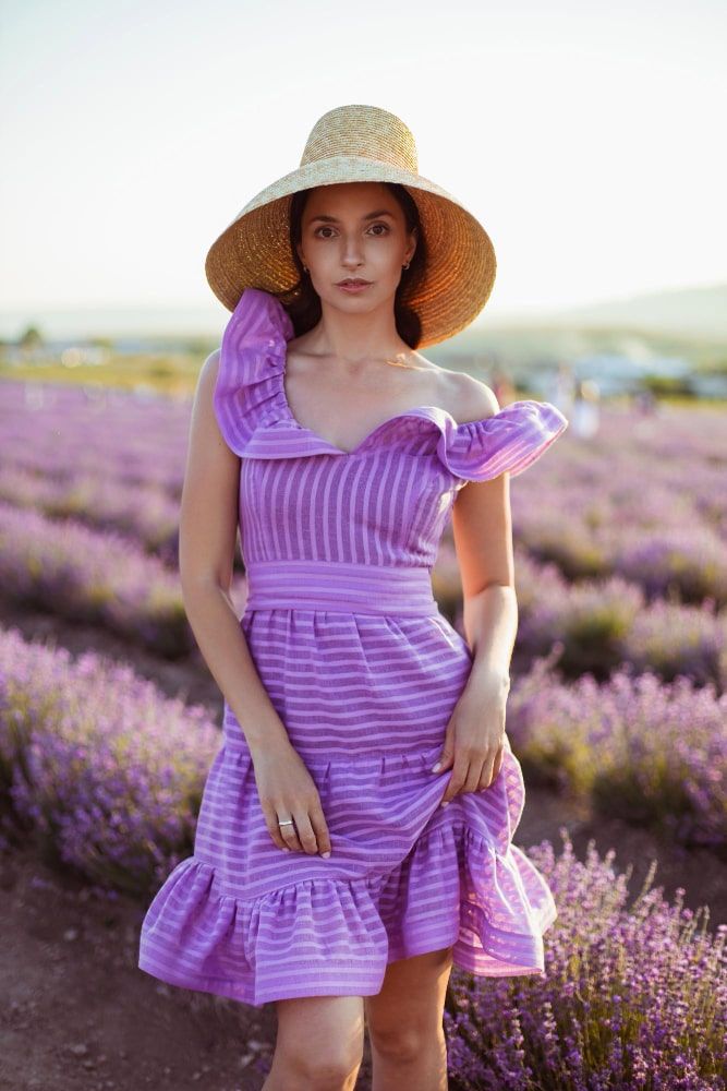 colours to wear in summer