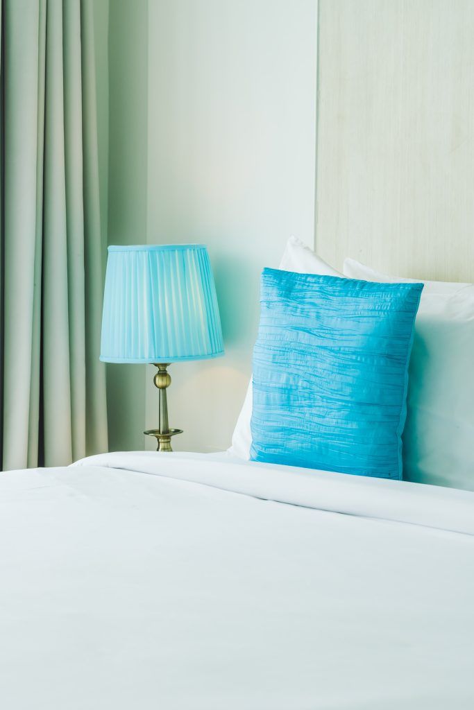 bed and bedside on rent.

