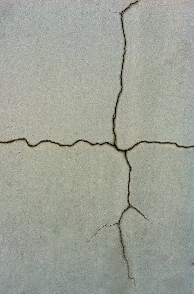 crack-wall home care