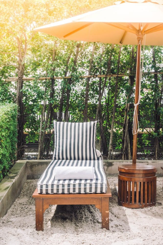 outdoor furniture 
