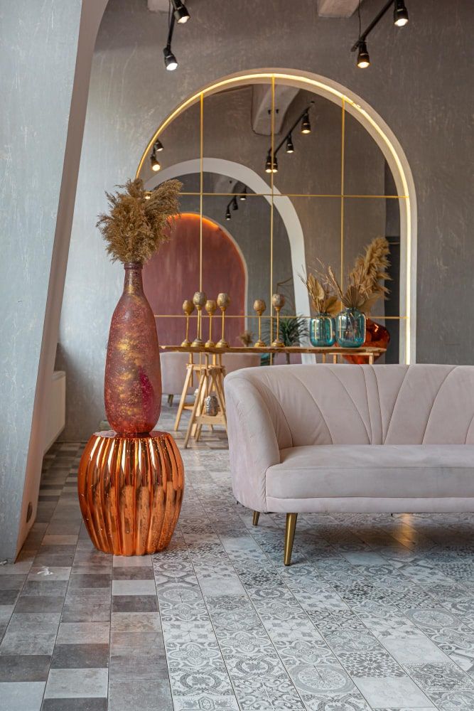 interior-large-apartment-oriental-mixed-with-loft-style-with-arches-led-lighting-bright-orange-elements-min.jpg